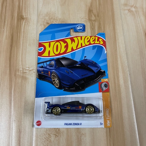 HOT WHEELS PAGANI LOT (3 PC) - Picture 4 of 4